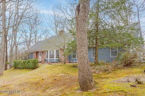 25 Dellwood Ct, Middletown, NJ, 07748-3010 | Card Image