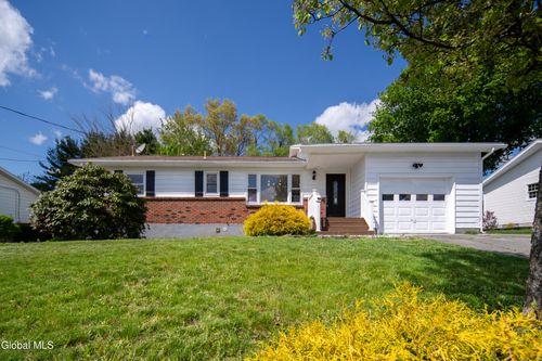 22 Verdi Blvd, Latham, NY, 12110-3016 | Card Image
