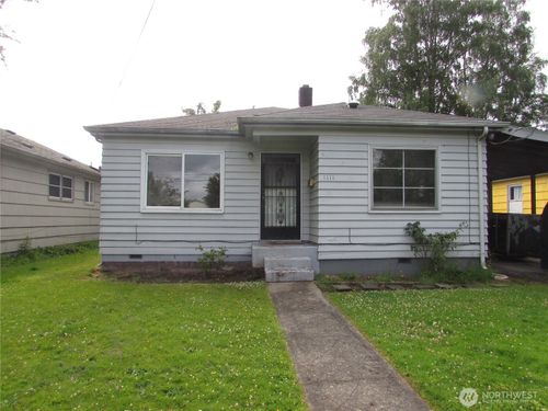 1111 9th Ave, Longview, WA, 98632-3130 | Card Image