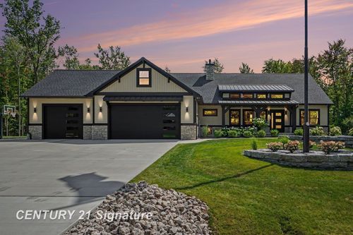 3568 E Douglas Dr, Midland, MI, 48642-8299 | Card Image