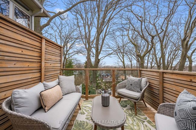 121 Pine Glen Rd, House other with 4 bedrooms, 3 bathrooms and 1 parking in Toronto ON | Image 23