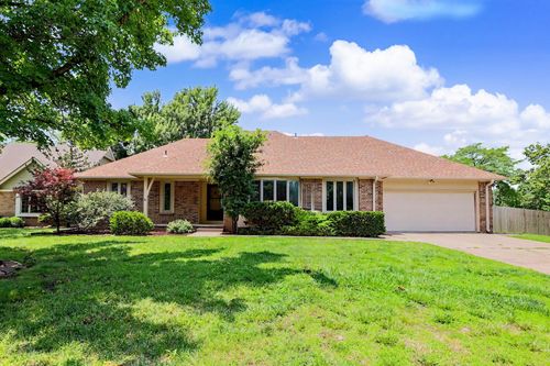 7511 E 24th Ct N, Wichita, KS, 67226-1168 | Card Image