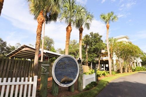 118-54-U118 Se 910th Ave, Suwannee, FL, 32692 | Card Image