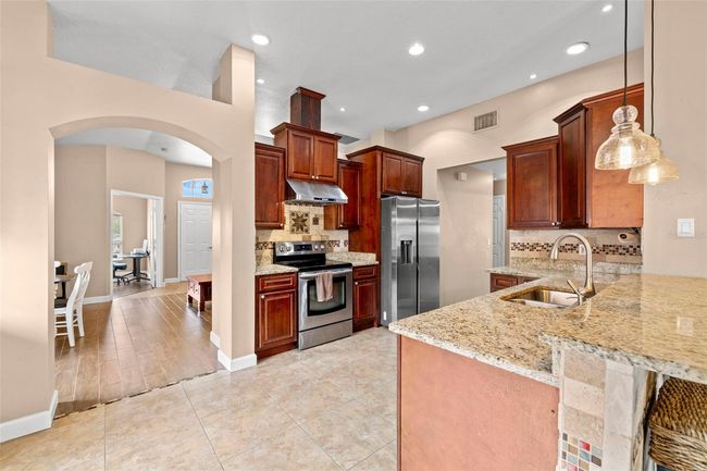 10454 Crestfield Dr, House other with 4 bedrooms, 2 bathrooms and null parking in RIVERVIEW FL | Image 7