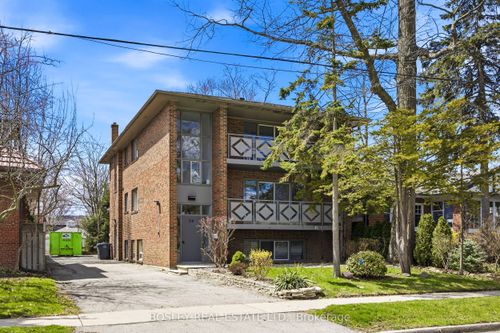 24 Oakwood Ave N, Mississauga, ON, L5G3L7 | Card Image