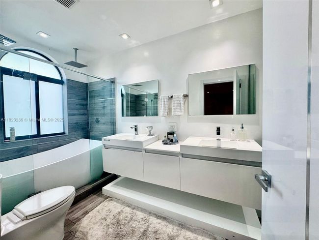 10 - 1150 98 Th St, Townhouse with 5 bedrooms, 4 bathrooms and null parking in Bay Harbor Islands FL | Image 12