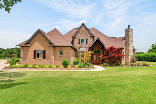 2620 Preakness Pl, Eads, TN, 38028-6977 | Card Image
