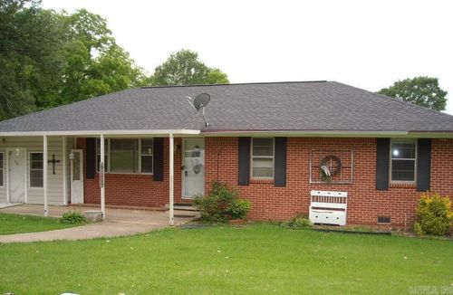 526 N 5th St, Hampton, AR, 71744-9677 | Card Image