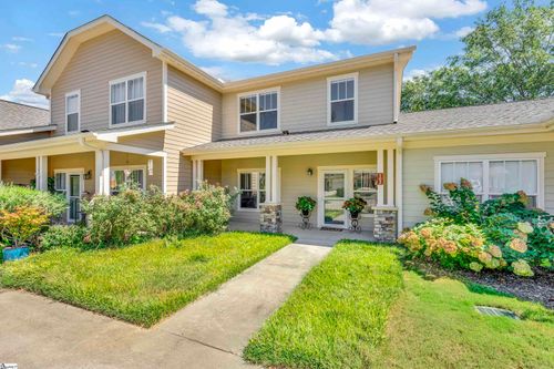 102 Rusty Brook Rd, Taylors, SC, 29687-4709 | Card Image