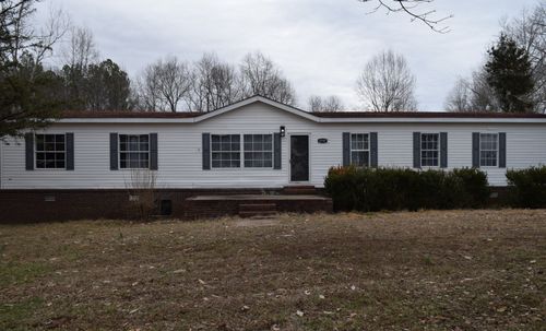 2797 Stafford Store Rd, Greenfield, TN, 38230-3752 | Card Image