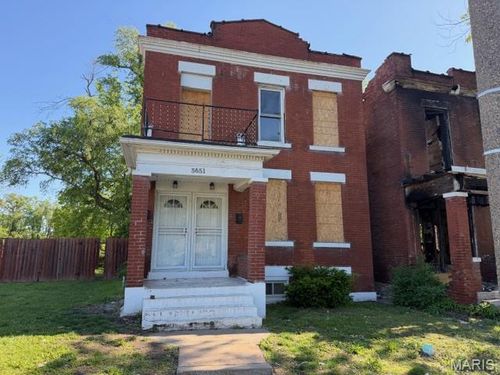 5651 Wells Avenue, St Louis, MO, 63112 | Card Image