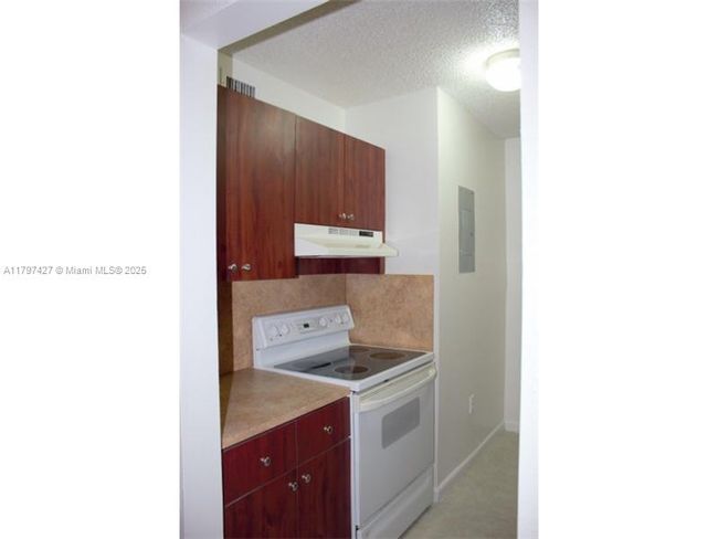 APT-206 - 7405 Sw 152 Nd Ave, Condo with 2 bedrooms, 1 bathrooms and null parking in Miami FL | Image 11