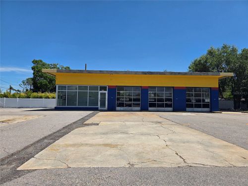 3902 S West Shore Blvd, TAMPA, FL, 33611-1004 | Card Image