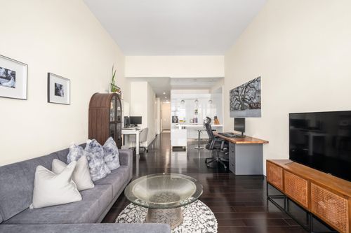 809-111 Fulton St, New York, NY, 10038-2777 | Card Image