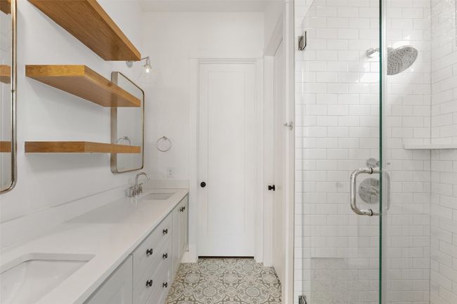 B - 4020 Valley View Rd, House other with 3 bedrooms, 3 bathrooms and 2 parking in Austin TX | Image 32
