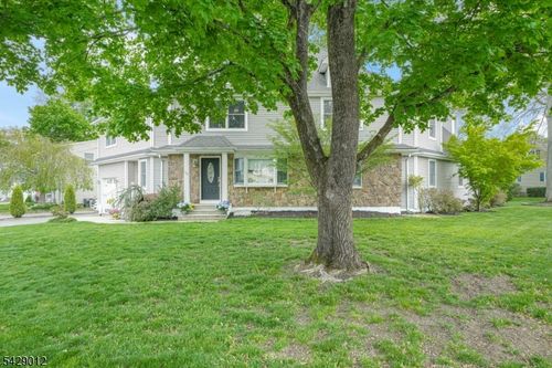 30 Oakley Way, Wayne, NJ, 07470-3065 | Card Image