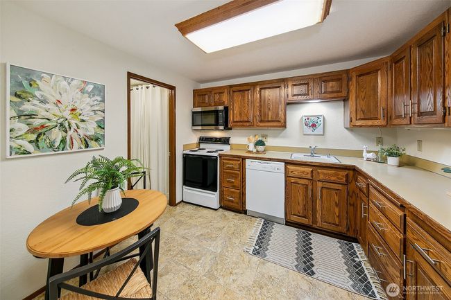 APT-103 - 1130 5 Th Ave S, Condo with 2 bedrooms, 2 bathrooms and 1 parking in Edmonds WA | Image 8