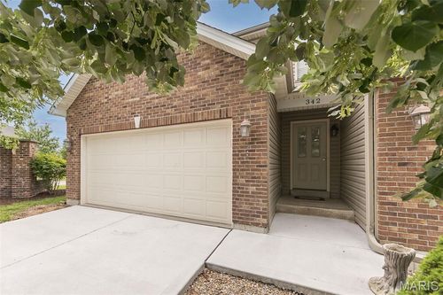 342 Santa Elena Ct, Wentzville, MO, 63385-3808 | Card Image