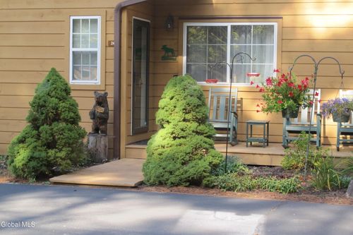 unit-b-24 Balsam Crest Path, Chestertown, NY, 12817-4563 | Card Image