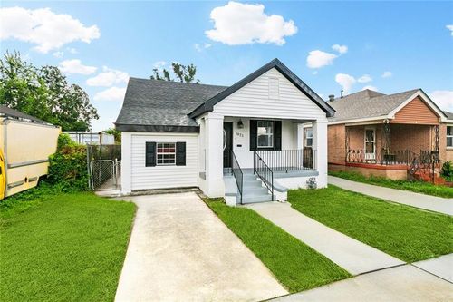 1621 Congress St, New Orleans, LA, 70117-5136 | Card Image