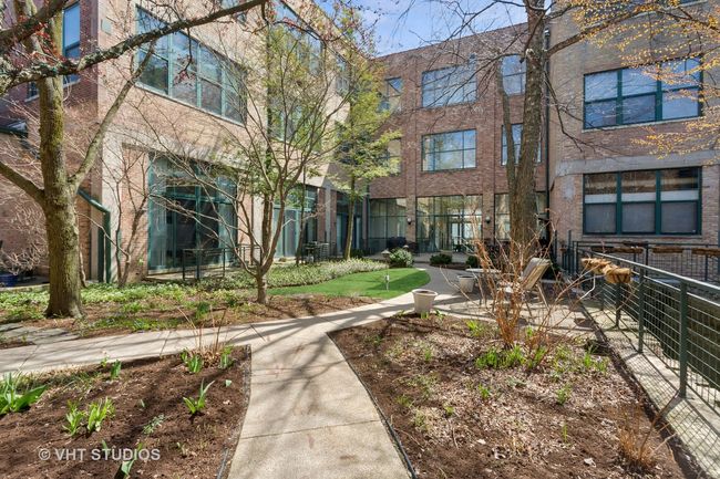 APT-305 - 601 Linden Pl, Condo with 2 bedrooms, 1 bathrooms and 1 parking in Evanston IL | Image 20