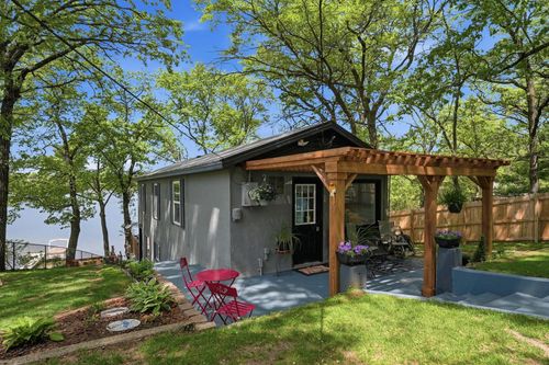 4292 115th Ave, Clear Lake, MN, 55319-4704 | Card Image