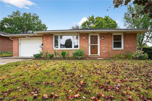 306 Hollywood Ave, Cuyahoga Falls, OH, 44221-1520 | Card Image