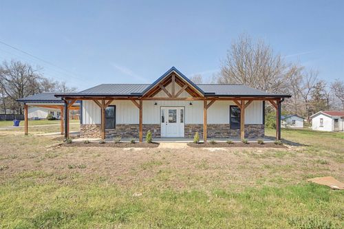 82 Massey St, Adamsville, TN, 38310 | Card Image