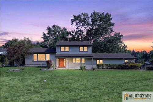 1 Perry Rd, East Brunswick, NJ, 08816-1325 | Card Image