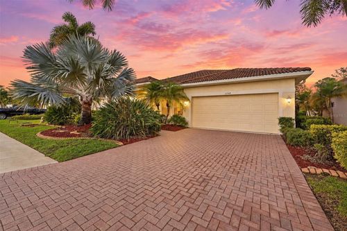 11347 Dancing River Dr, VENICE, FL, 34292-4128 | Card Image