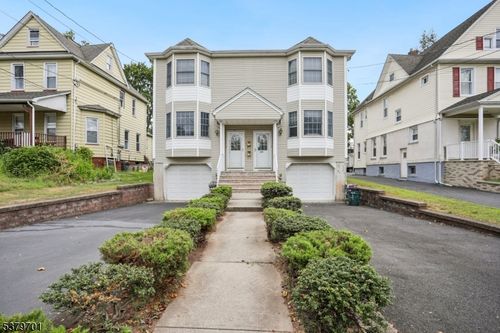 27 Park Ave, Dumont, NJ, 07628-3003 | Card Image
