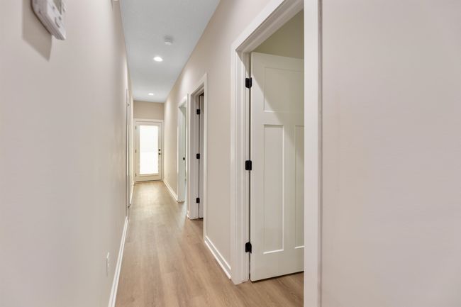 929 S Blaine St, Home with 4 bedrooms, 2 bathrooms and null parking in Newton KS | Image 14