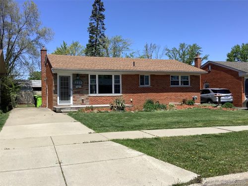 1802 Chaucer Ave, Madison Heights, MI, 48071-2013 | Card Image