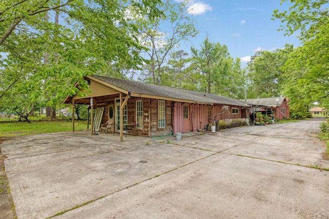 1522 Spring Hills Dr, House other with 3 bedrooms, 2 bathrooms and 3 parking in Spring TX | Image 6