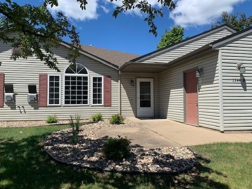 1344-b-1344 Carriage Dr, HUDSON, WI, 54016-7235 | Card Image