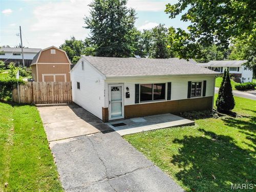 316 Lindy Boulevard, Ballwin, MO, 63021 | Card Image