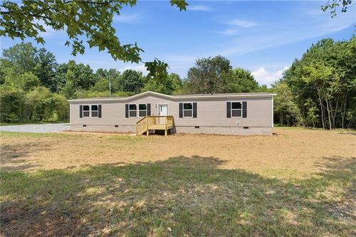 60 Martin Byers Rd, Dahlonega, GA, 30533-6599 | Card Image