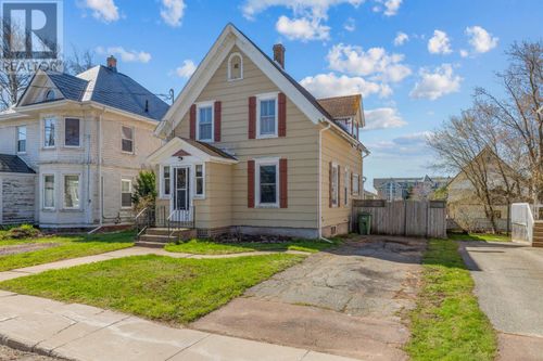 182 Hanover St, Summerside, PE, C1N1E6 | Card Image