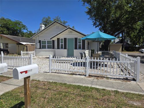 front-house-2117 5th Street, Sarasota, FL, 34237 | Card Image