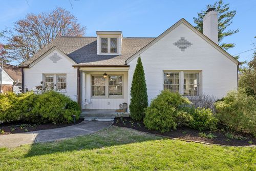 106 Carolyn Ave, Franklin, TN, 37064-3803 | Card Image