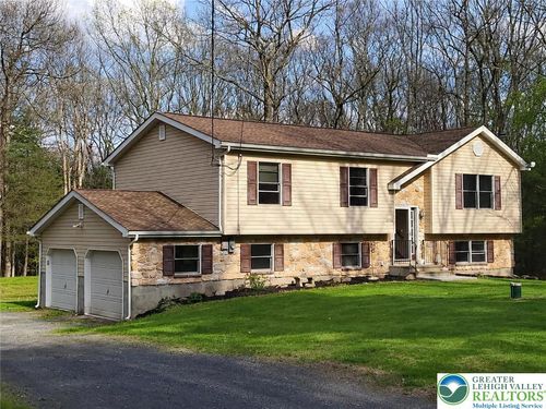 2726 Oak Ln, SAYLORSBURG, PA, 18353-8742 | Card Image