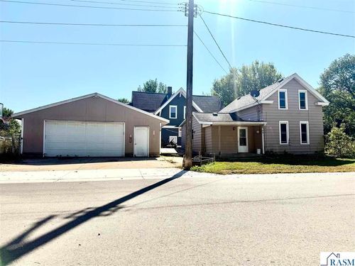 300 S 5th St, Henderson, MN, 56044-7504 | Card Image