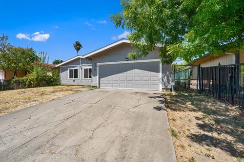 2729 Toy Ave, Sacramento, CA, 95822-4559 | Card Image