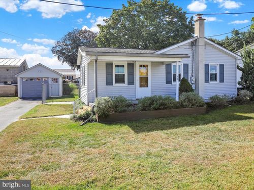 46 Church St, BETHEL, PA, 19507-9438 | Card Image