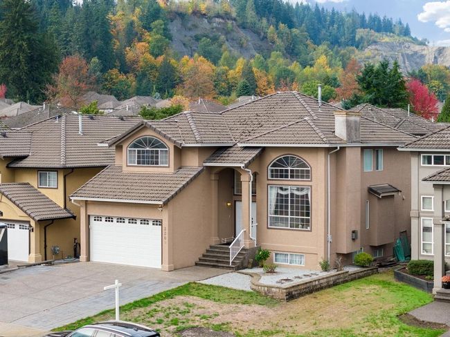 3309 Sultan Place, House other with 7 bedrooms, 3 bathrooms and 5 parking in Coquitlam BC | Image 26