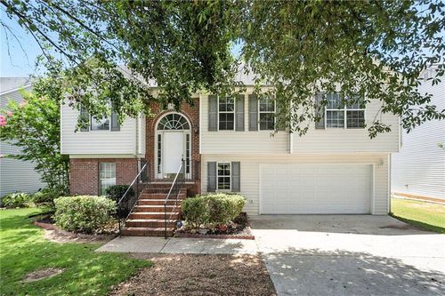 11747 Spring Lake Way, Fayetteville, GA, 30215-6679 | Card Image