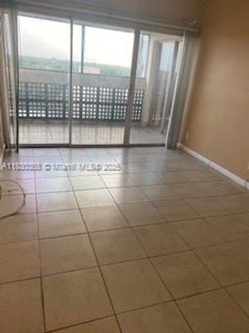 apt-906-3301 Spanish Moss Ter, Lauderhill, FL, 33319-5003 | Card Image