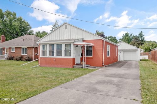 2241 Rood St, Toledo, OH, 43613-3540 | Card Image