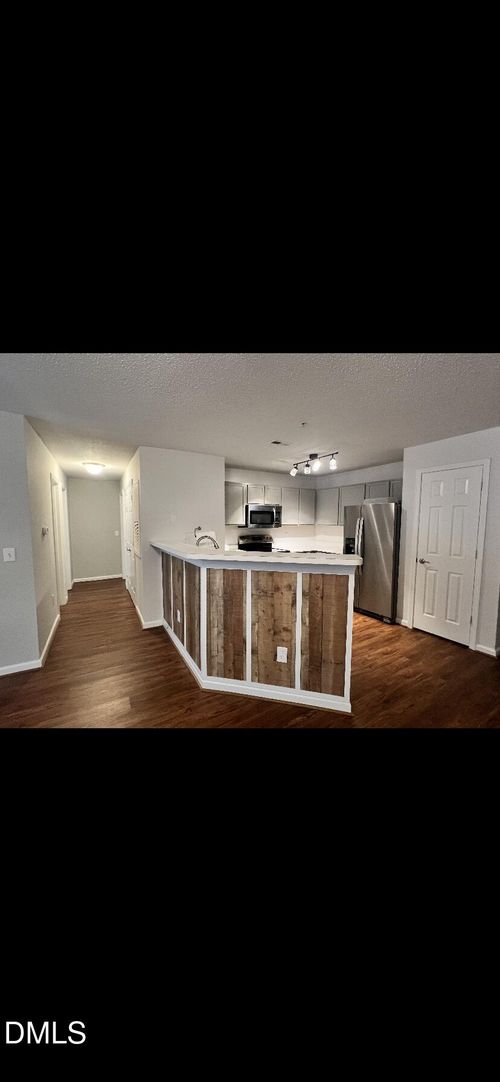 15-129 Sturbridge Dr, Clayton, NC, 27520-7354 | Card Image