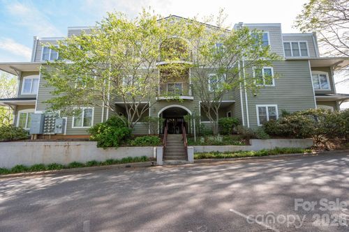202-64 Clingman Ave, Asheville, NC, 28801-3255 | Card Image